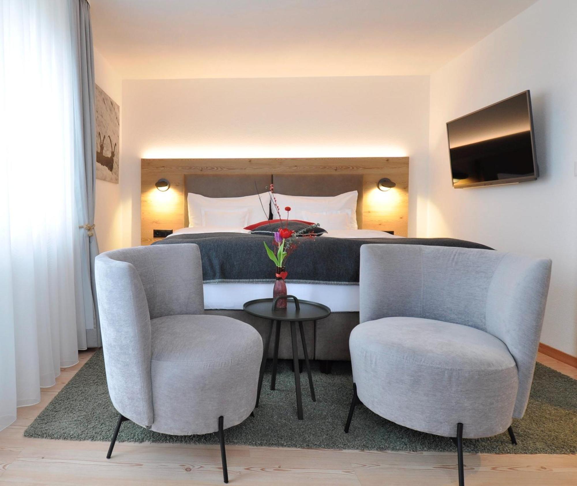 Hotel Bernina Понтрезина Экстерьер фото