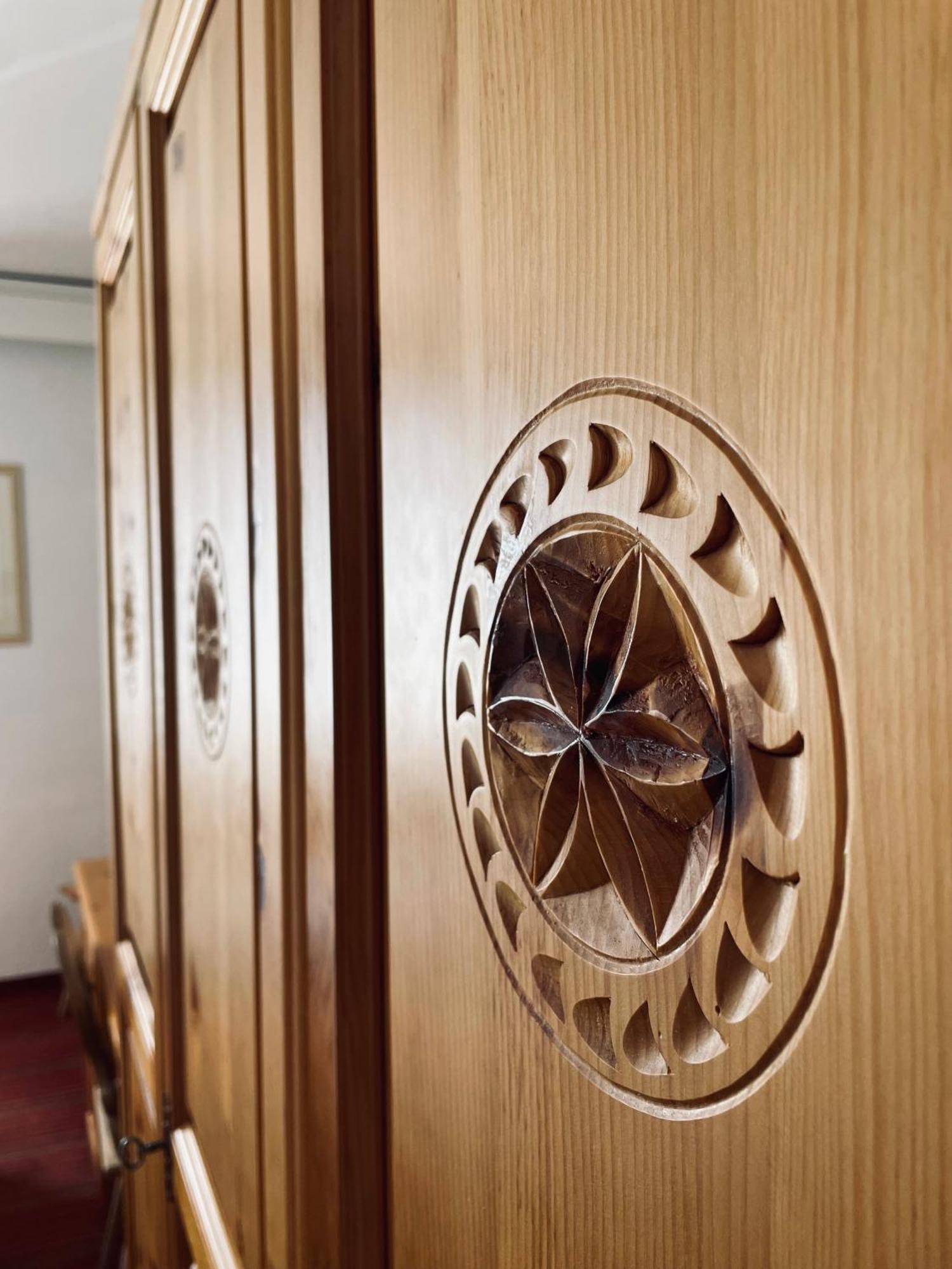 Hotel Bernina Понтрезина Экстерьер фото