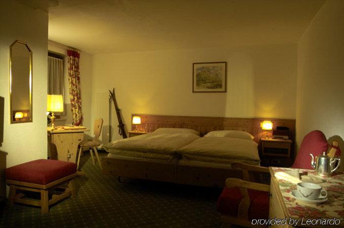 Hotel Bernina Понтрезина Номер фото