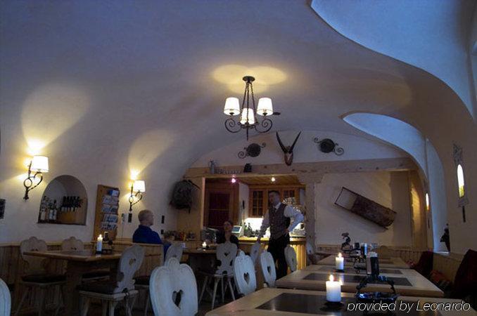 Hotel Bernina Понтрезина Ресторан фото